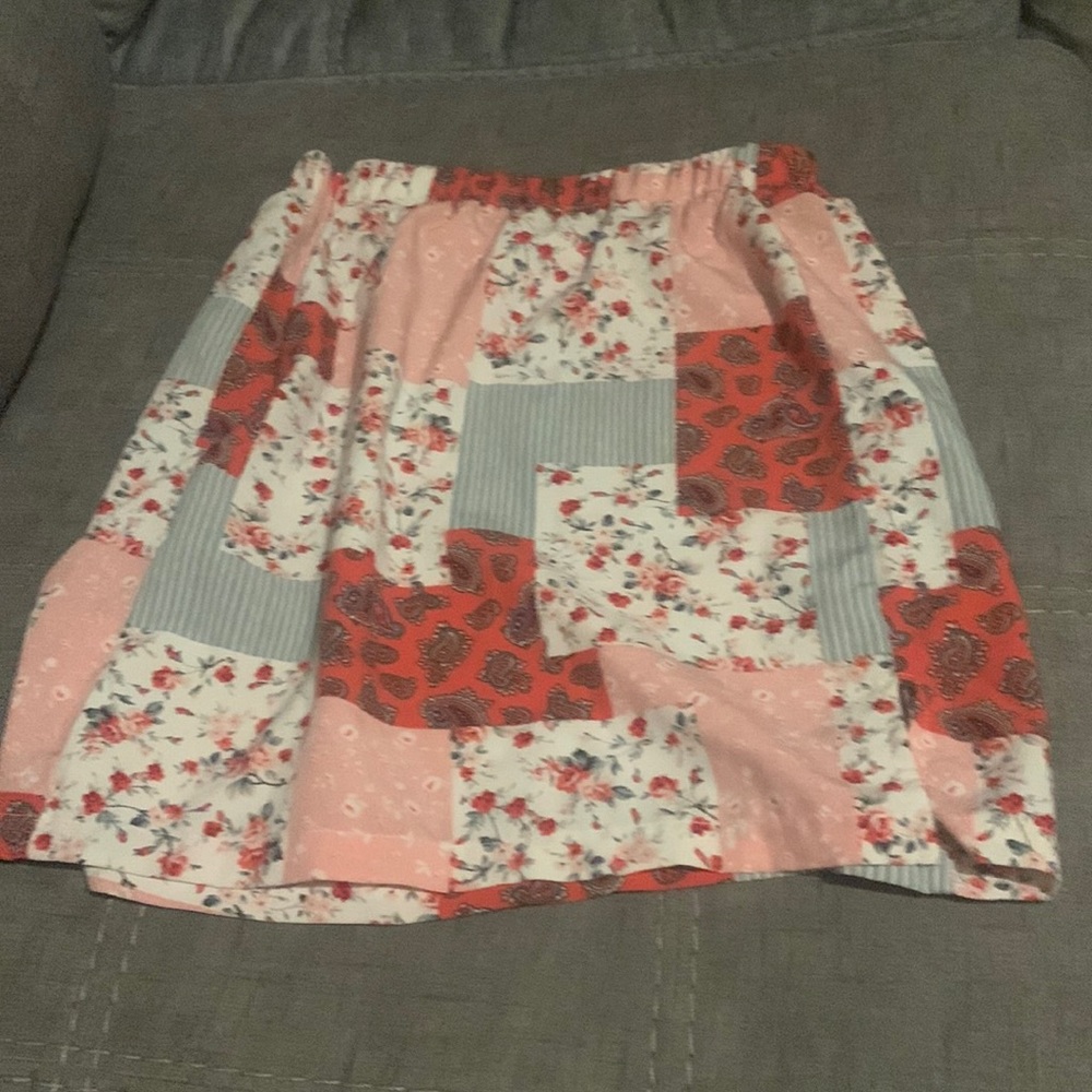this skirt is so cutee